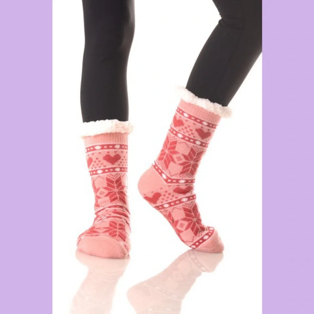NWT Yelete Pink and Red Slipper Socks